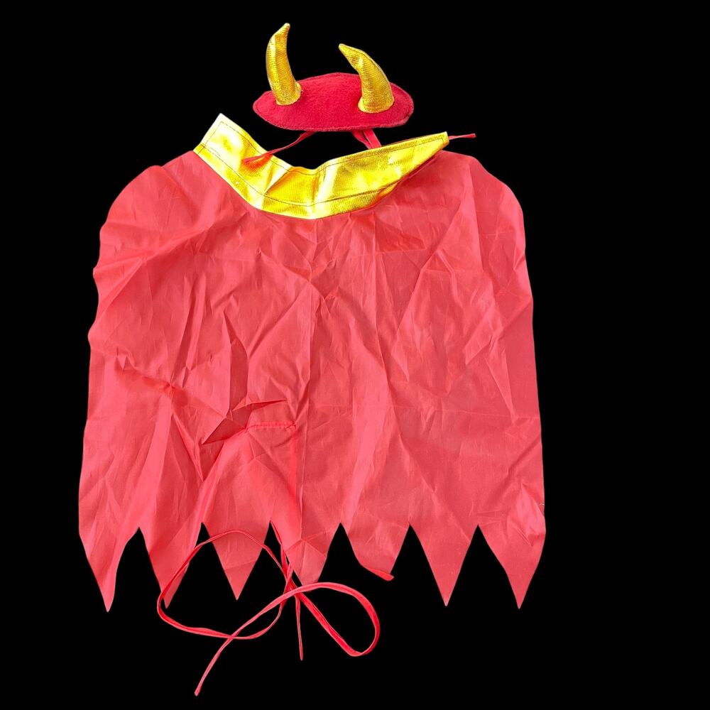 Dog Halloween Devil Costume Red Thin Plastic Cape & Gold Horns Pet Cosplay READ